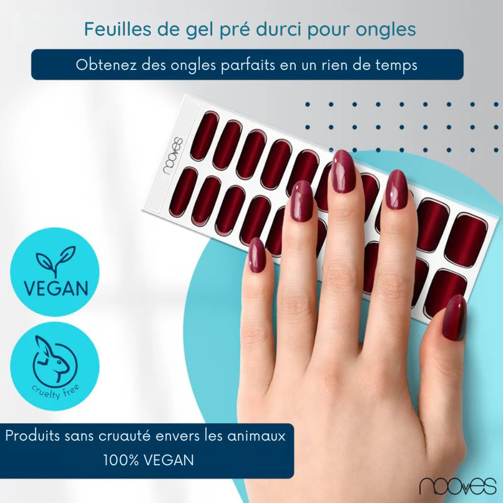 Manucure féline rouge